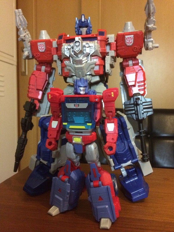 Transformers Tribute Optimus Prime & Orion Pax Evolution Pack In Hand Images 02 (2 of 6)